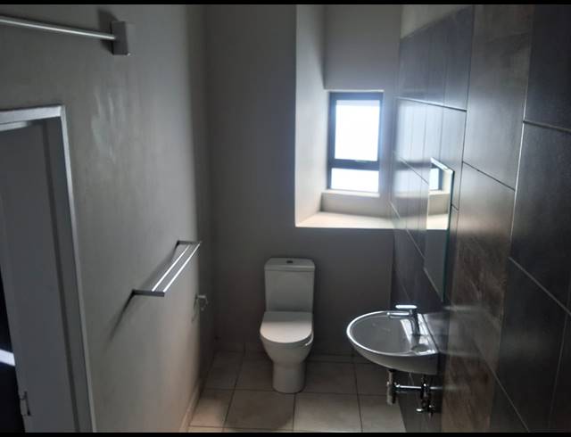 148M² BUILDING FOR SALE IN BENONI AH
